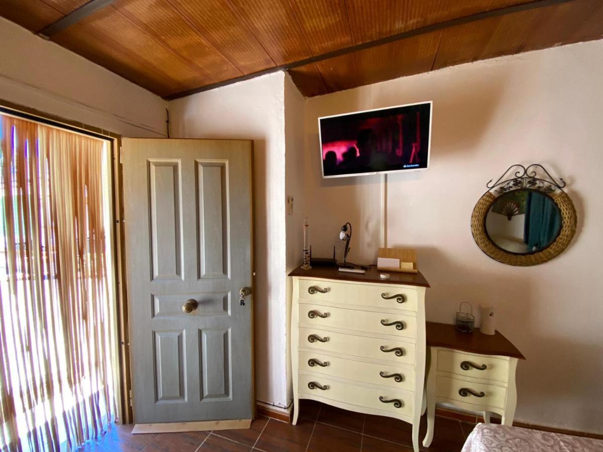 Estudio Coqueto Con Cocina, Bano Y Piscina De Temporada Compartida, A 8Km De Cordoba, En Plena Sierra,By Trassierrarooms Exterior foto